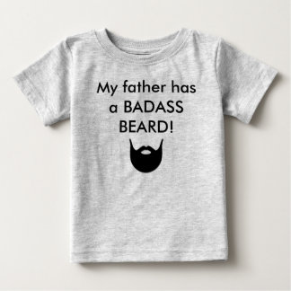 Min far har ett BADASS-SKÄGG! Tee