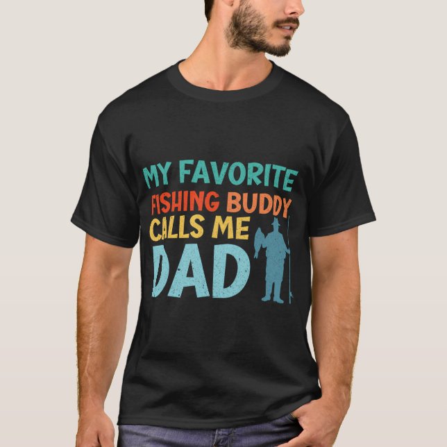 Min Favorit Fiskekompis Kallar Mig Pappa T Shirt (Framsida)