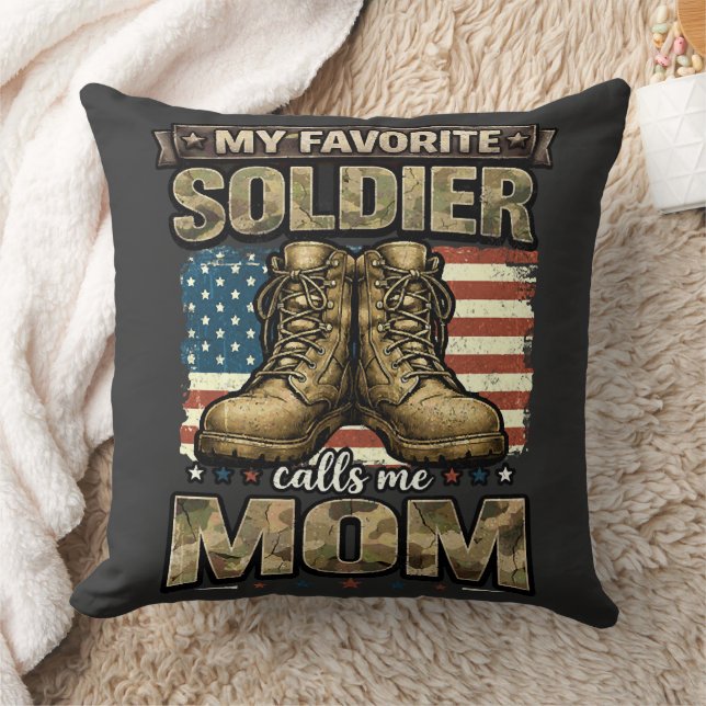 Min favorit soldat kallar mig mamma kudde (Filt)