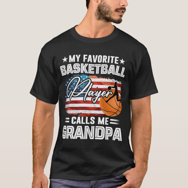 Min favoritbasketspelare kallar mig morfar Ame T Shirt (Framsida)
