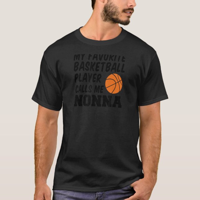 Min favoritbasketspelare kallar mig Nonna Itali T Shirt (Framsida)