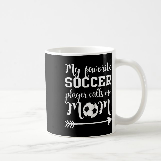 Min favoritfotbollsspelare kallar mig mamma  kaffemugg (Höger)
