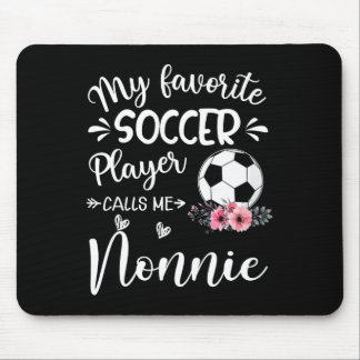 Min favoritfotbollsspelare kallar mig Nonnie  Musmatta