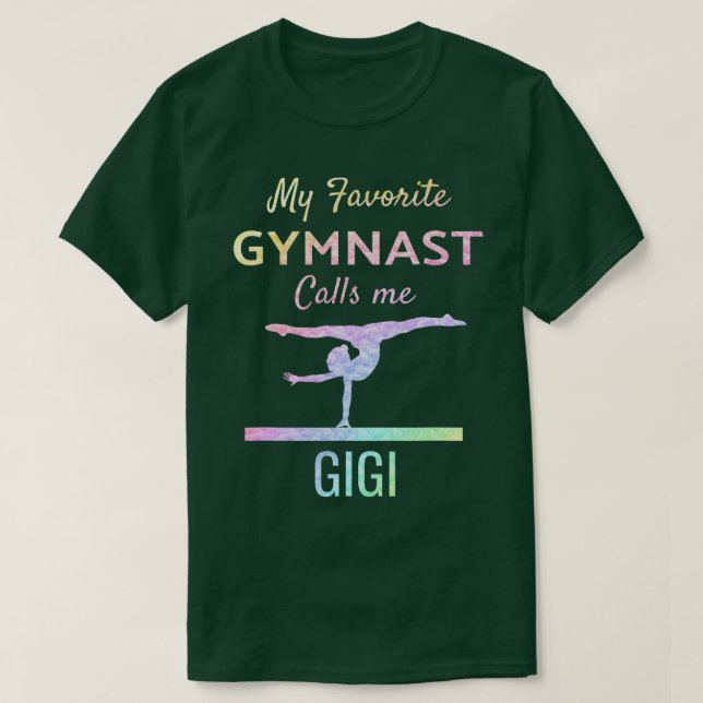 Min favoritgymnast kallar mig Gigi Proud Gymnastic T Shirt (Design framsida)