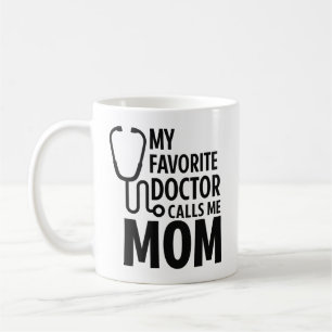 Min favoritläkare kallar mig mamma Söt läkardag Kaffemugg