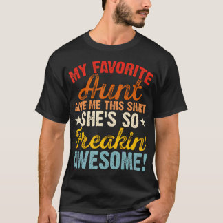 Min favoritmoster gav mig detta Hon är helt fantas T Shirt
