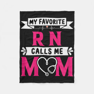 Min favoritnos är registrerad sjuksköterska som ka fleecefilt