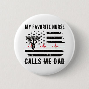 Min favoritsjuksköterska kallar mig Pappa Nurse Pa Knapp