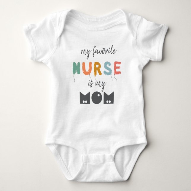 Min Favoritsköterska Är Min Mamma Söt Personlig T Shirt (Framsida)