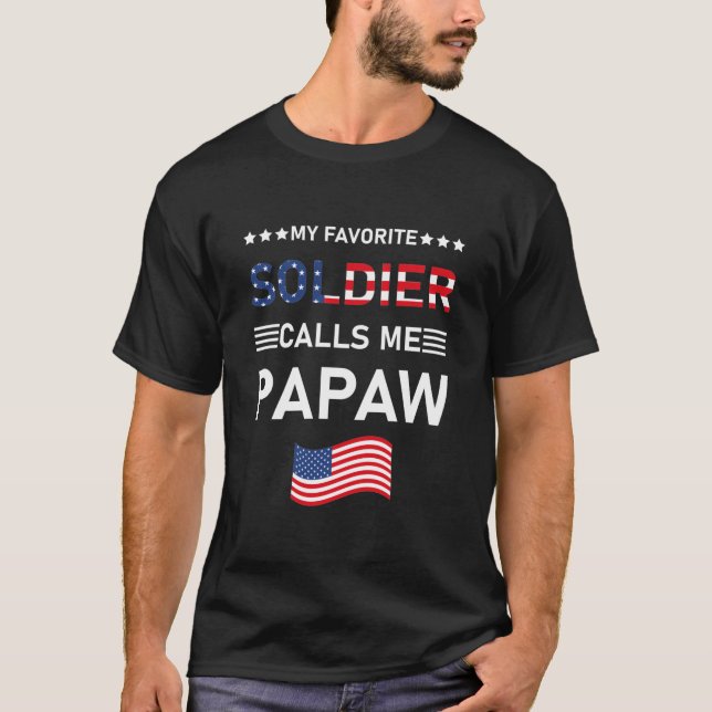 Min favoritsoldat kallar mig Papaw T Shirt (Framsida)
