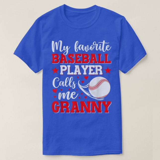 Min favoritspelare i basket kallar mig Granny Mor T Shirt (Design framsida)