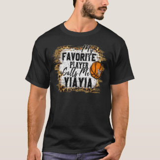 Min favoritspelare kallar mig Yiayia Basketball Mo T Shirt