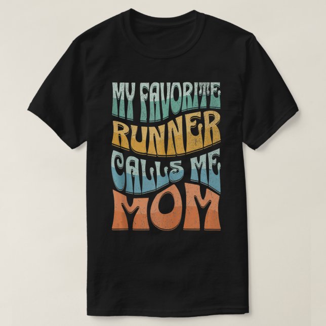 Min favoritSpringer kallar mig Mamma Marathon som  T Shirt (Design framsida)