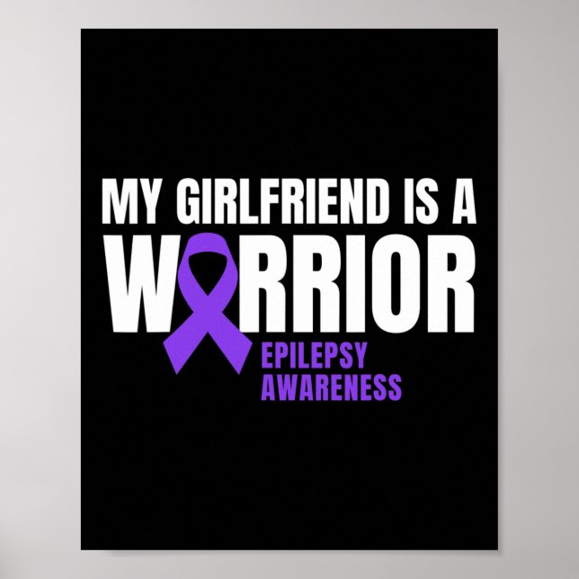 Min flickvän är en Warrior Epilepsy Awareness Purp Poster (Framsidan)
