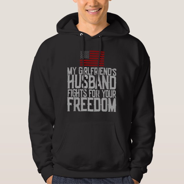 Min Flickväns Make Kämpar För Din Frihet Hoodie (Framsida)