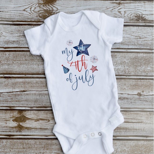 Min första 4:e juli - Bodykostym Namn Baby T Shirt (Skapare uppladdad)
