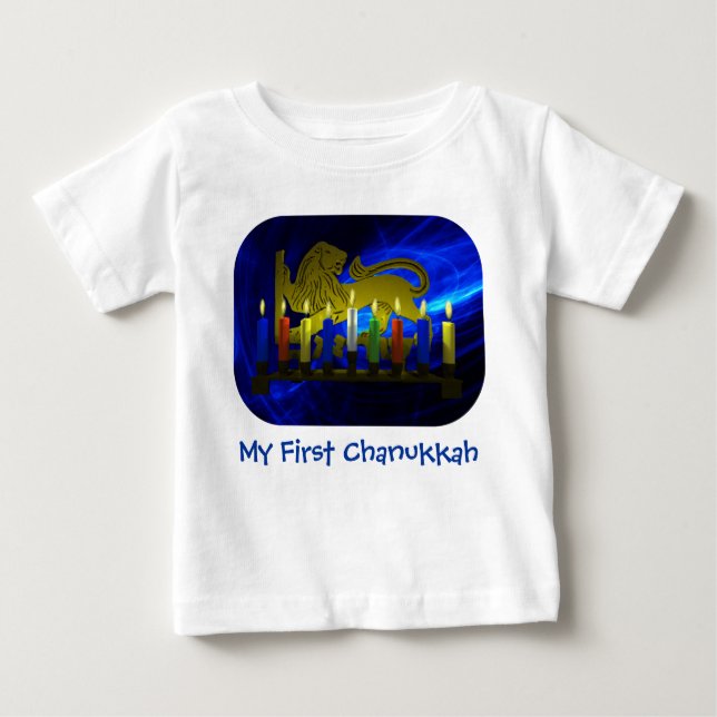 Min första Chanukkah Brass Lejon Menorah T-shirt (Framsida)
