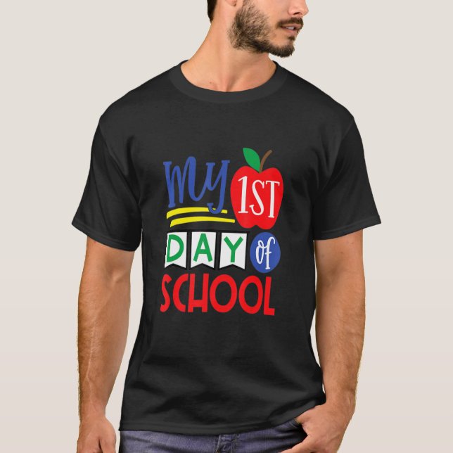 Min första dag i Manar i skolan T Shirt (Framsida)