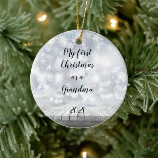 Min första jul som mormor Ceramic Ornament
