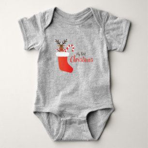 Min första julrenar i en rödaktig rött t shirt