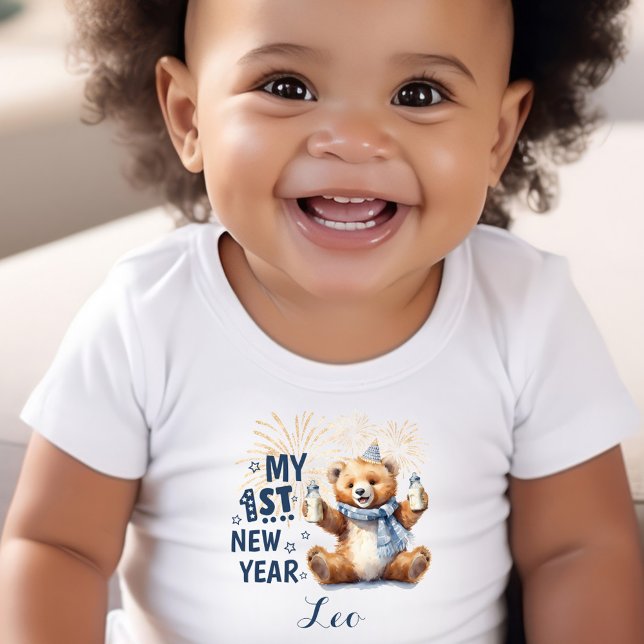 Min första nyårspojke Namn Cute Bear Baby T-shirt (My First New Year Boy Name Cute Bear Baby T-shirt)