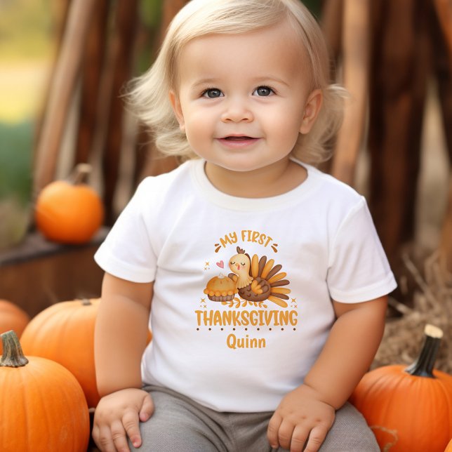 Min första Thanksgiving Cute Personlig Namn T Shirt (My First Thanksgiving Personalized Baby T-Shirt)