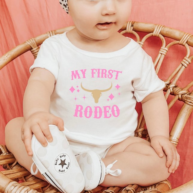 Min första Westerna Rodeo Cowgirl 1:a Birthday T Shirt (Skapare uppladdad)