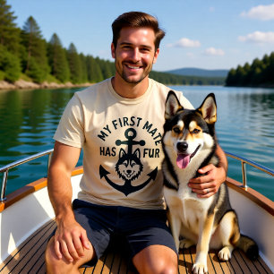 Min Förste Styrmann Har Päls Båt Hund Husky Marin T Shirt