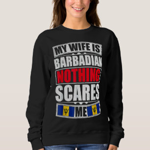 Min fru är Barbadian Ingenting Skrämmer mig Barbad T Shirt