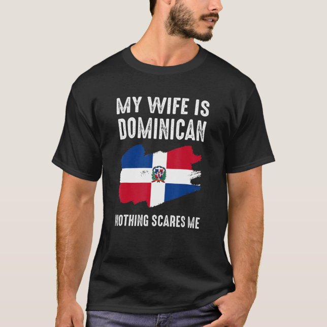 Min fru Skrämmer mig inte från Husba. T Shirt (Framsida)