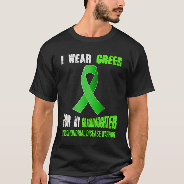 MIN GRANDDAUGHTER MY MITOCHONDRIAL SJUKDOM WARRIOR T SHIRT (Framsida)