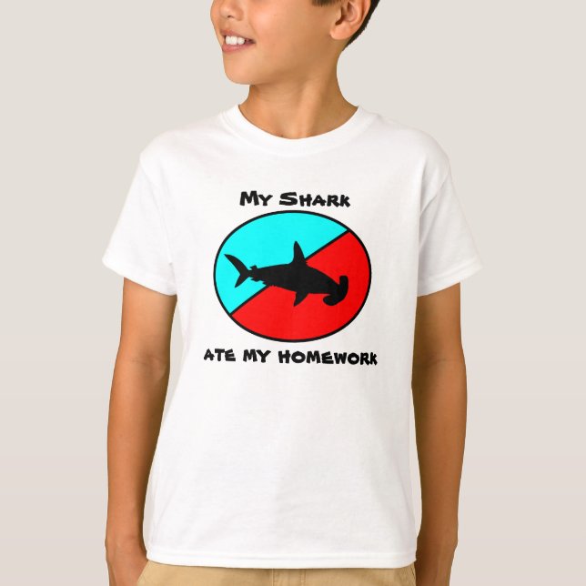 Min haj åt min läxa tee shirt (Framsida)