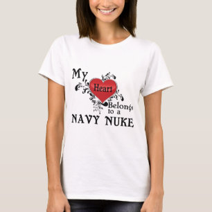 Min hjärta hör hemma till en marin Nuke T-shirt