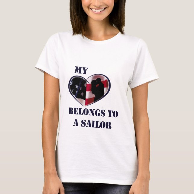 Min hjärta hör hemma till en sjöman t-shirt (Framsida)
