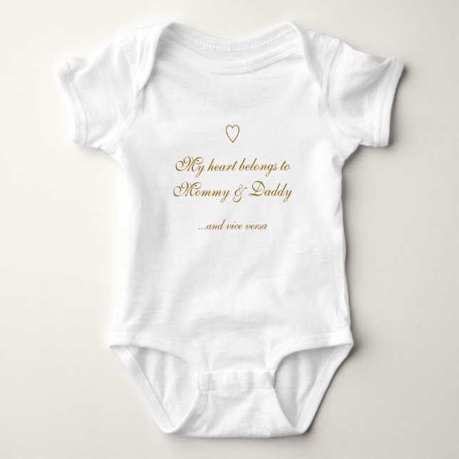 Min hjärta hör hemma till mammor & pappan,… och tee shirt (Framsida)