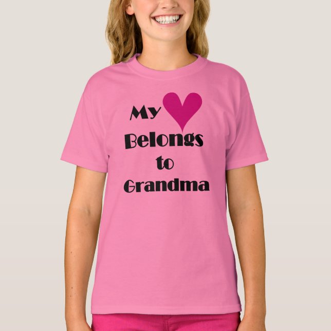 Min hjärta hör hemma till mormodern tee shirt (Framsida)
