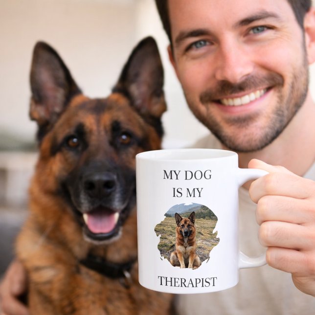 Min hund är min terapeut foto svart kaffemugg (Skapare uppladdad)