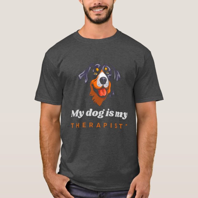 Min hund är min terapeut t shirt (Framsida)