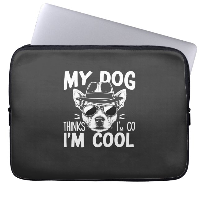 Min hund tycker att jag är cool  laptop fodral (Framsidan)
