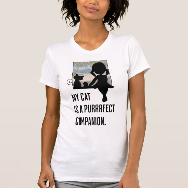 Min katt är en perfekt följeslagare. Cat Lovers T Shirt (Framsida)