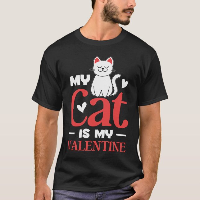 Min katt är min valentinaskatt  Hjärtvalentin T Shirt (Framsida)