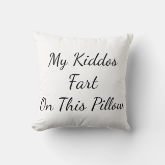 "Min Kiddos Fart på den här pilen" Dekorativ kudde