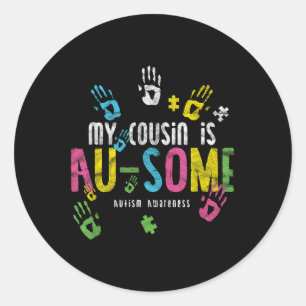 Min kusin är lite _ Autism Awareness Runt Klistermärke