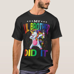 Min Lil Brother gjorde det Studenten-graderat Unic T Shirt