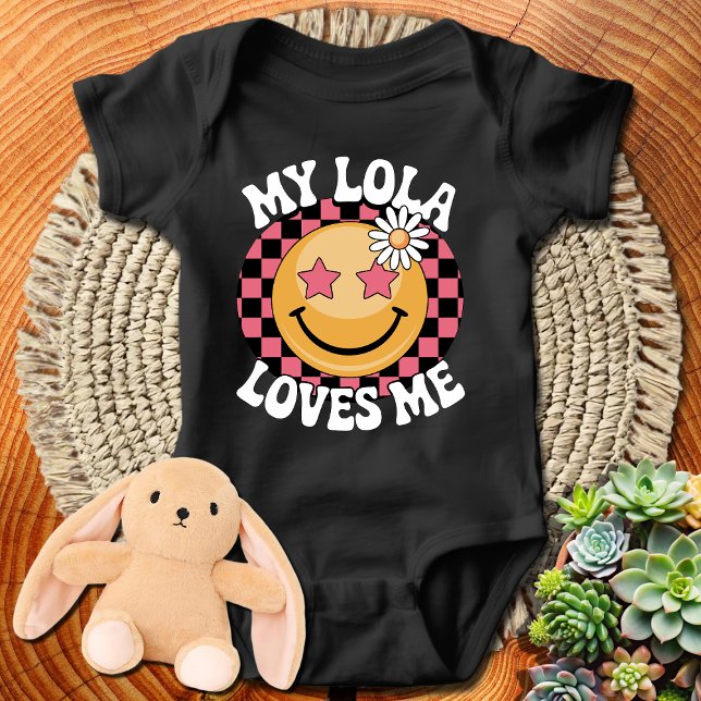 Min Lola älskar mig - Sött present till barnbarn T Shirt (Skapare uppladdad)
