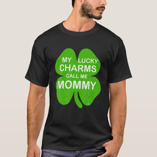 Min Lucky Charm Ring mig Mammor Day Familj H T Shirt (Framsida)