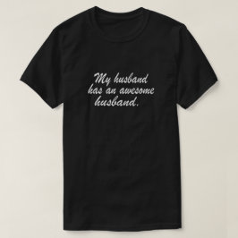 MIN MAKE HAR EN FANTASTISK MAKE. T-SHIRT