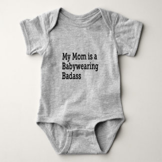 Min mamma är en Babywearing Badass - svart T Shirt