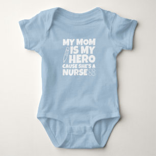 Min mamma är min hjälte orsakar henne är en tee shirt