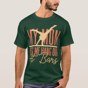 Min Mamma låter mig stanna vid Pub Flip Women Gymn T Shirt